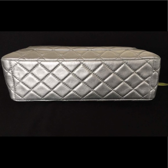 RARE Chanel quilted classic flap jumbo - Picture 3 of 13